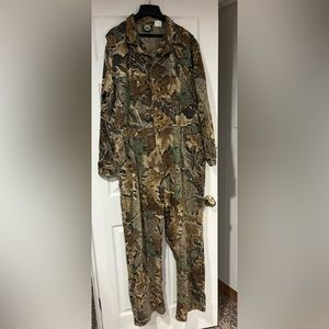 Cabela's men's coveralls camouflage 2XLT camo 2XL tall